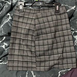 plaid mini skirt